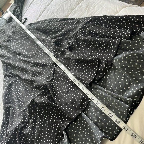 Pretty Garden Maxi Wrap Dress NWT Ruffle Hem, Black with White Polka Dots Medium - Picture 8 of 9